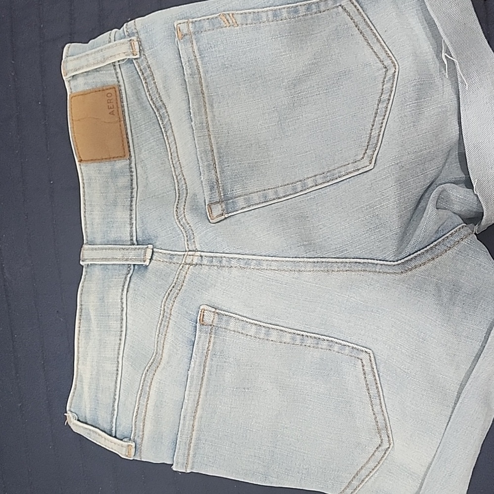 Shorts - Picture 3 of 3